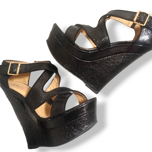 JUSTFAB - Rosella Black Strappy High Heel Party Platform Shoes with Gold Accents - Picture 6 of 7
